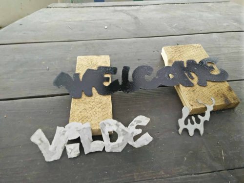 The welcome and Vilde signs are done